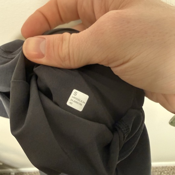 Lululemon Softstreme Pintuck Mid-Rise Pant navy blue size small - Picture 9 of 9